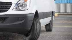 Tyre wear warning for electric vans