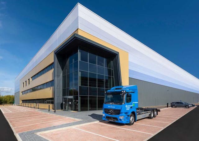 New head office for Daimler groups