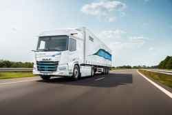 DAF joins international platform for booking charging stations  