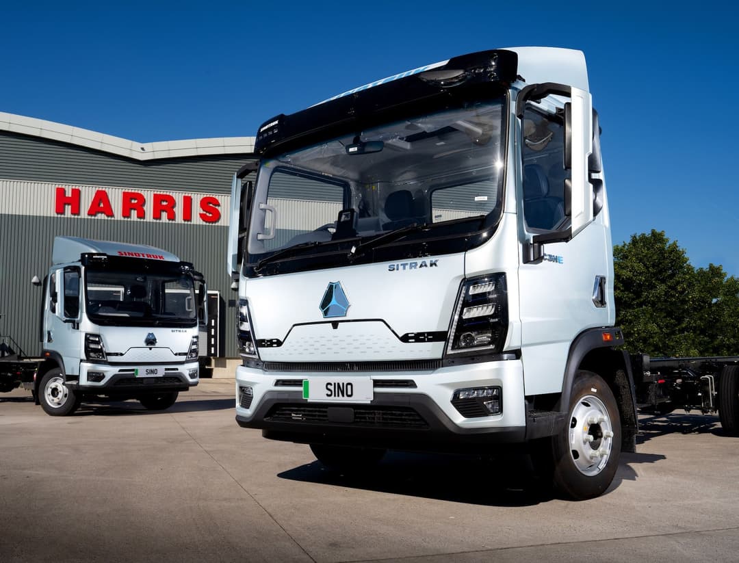 Fully-electric and Euro-6 SITRAK-branded 7.5-tonne GVW models hit the road in the UK and Ireland next March